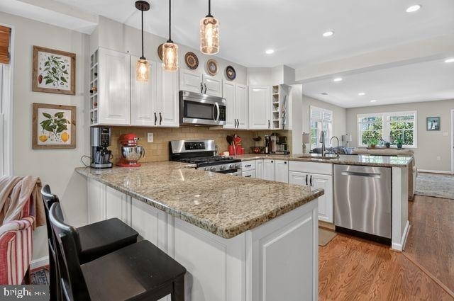 1527 Woodbine Street - Photo 1