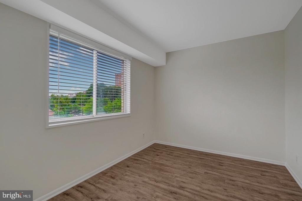5340 Holmes Run Parkway - Photo 11