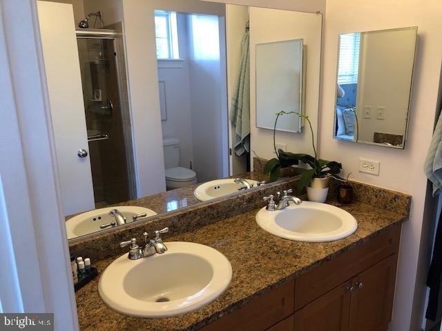 1633 Colonial Terrace - Photo 10