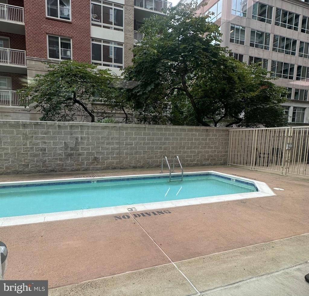 880 N Pollard Street - Photo 19