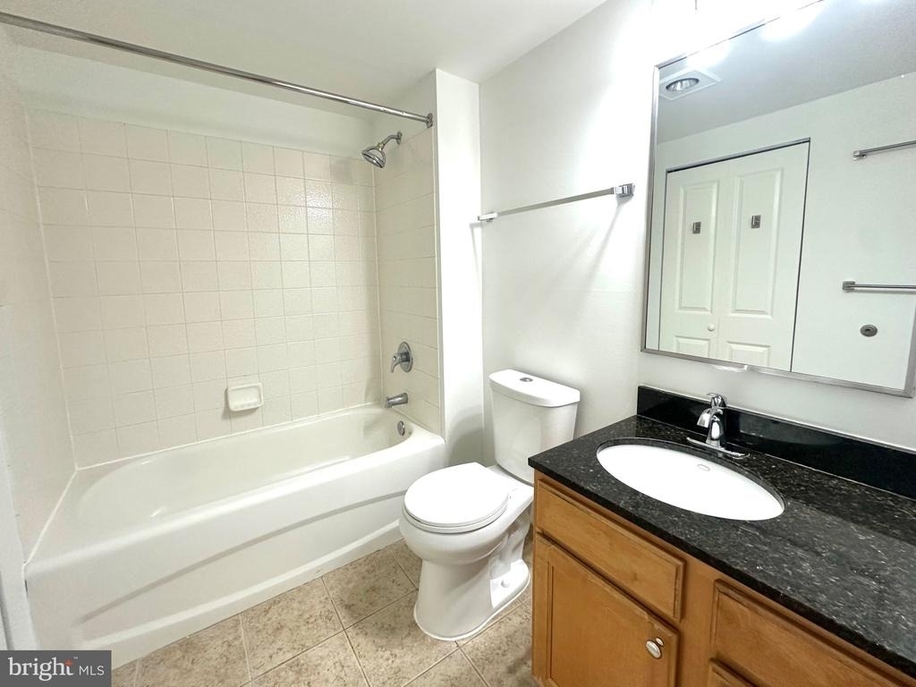 880 N Pollard Street - Photo 8