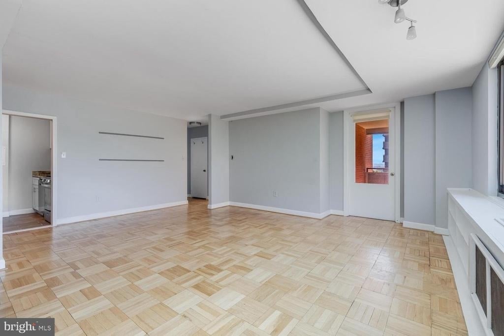 1021 Arlington Boulevard - Photo 10