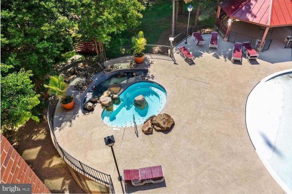 1021 Arlington Boulevard - Photo 22