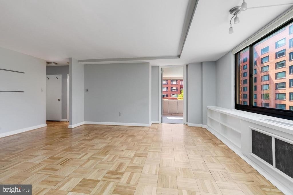 1021 Arlington Boulevard - Photo 11