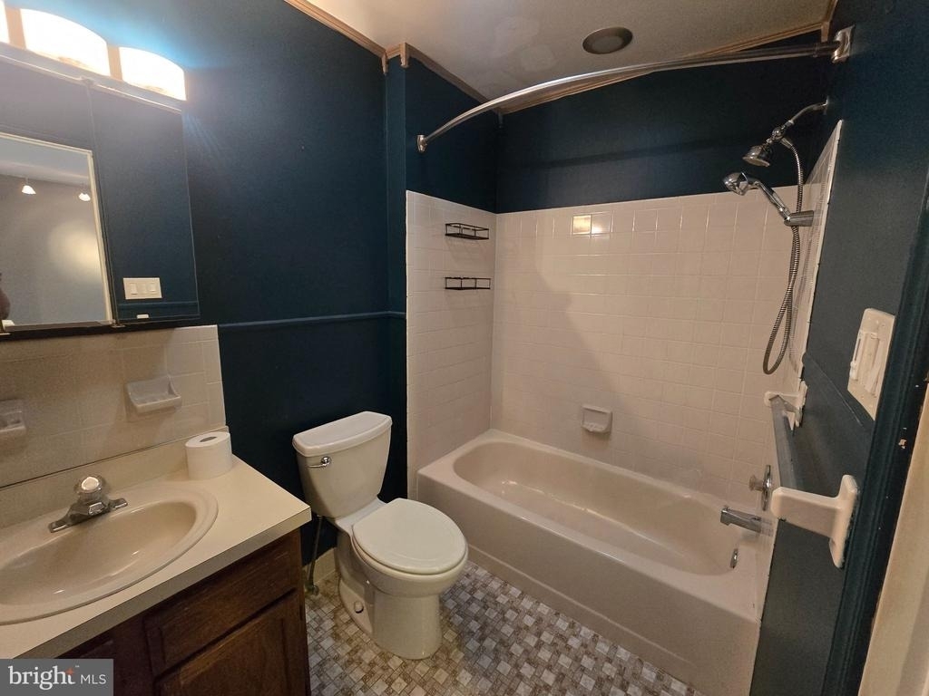 9245 State Road - Photo 13