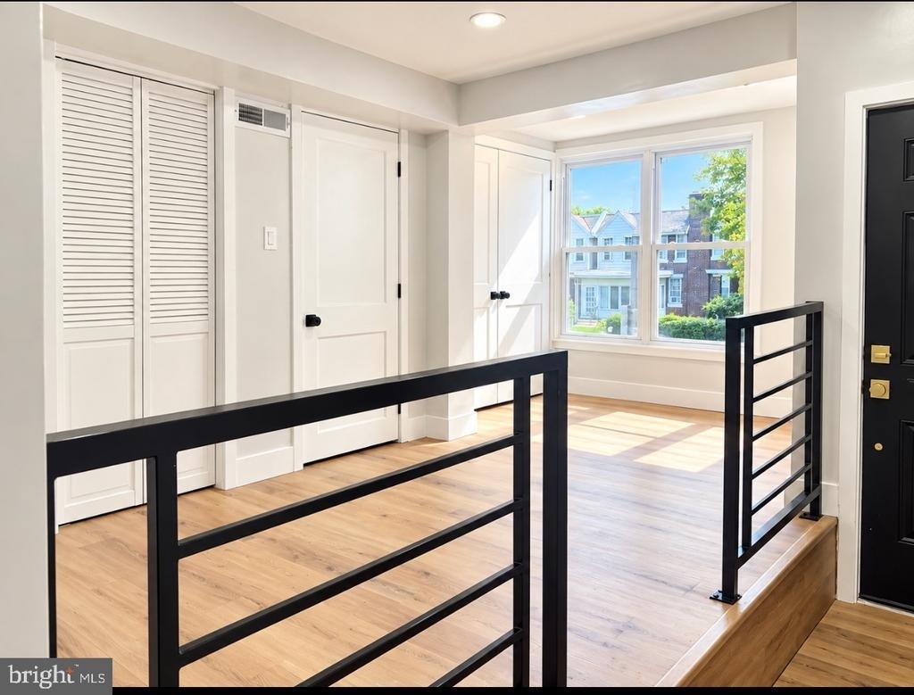 6338 Ogontz Avenue - Photo 2