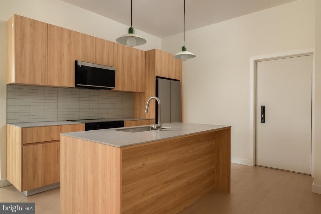 2976 Richmond Street - Photo 6