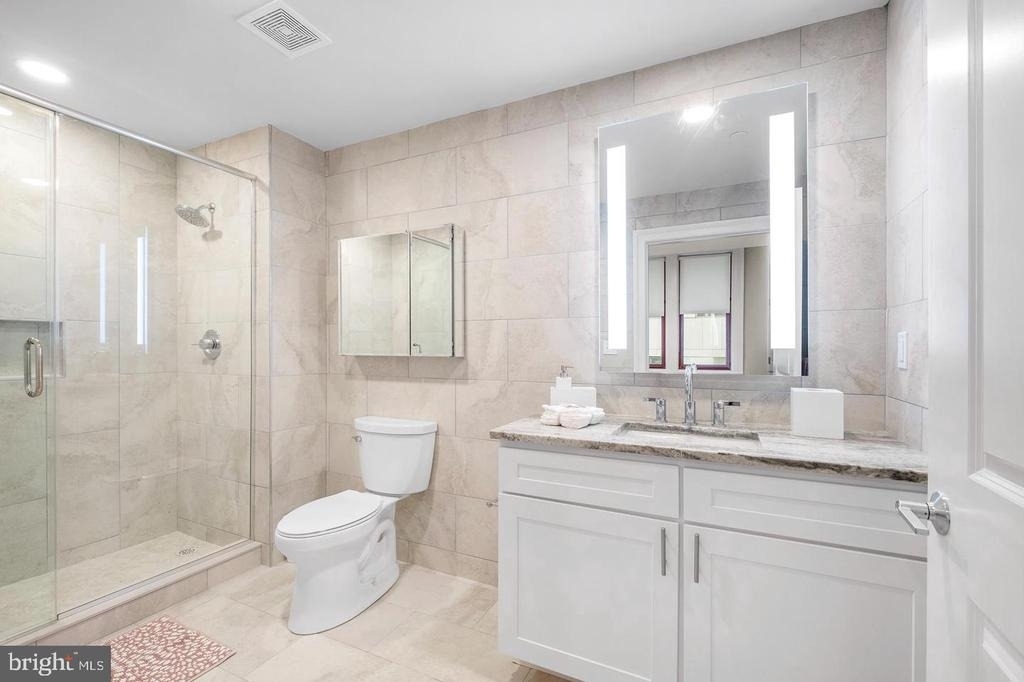 1420 Chestnut Street - Photo 18