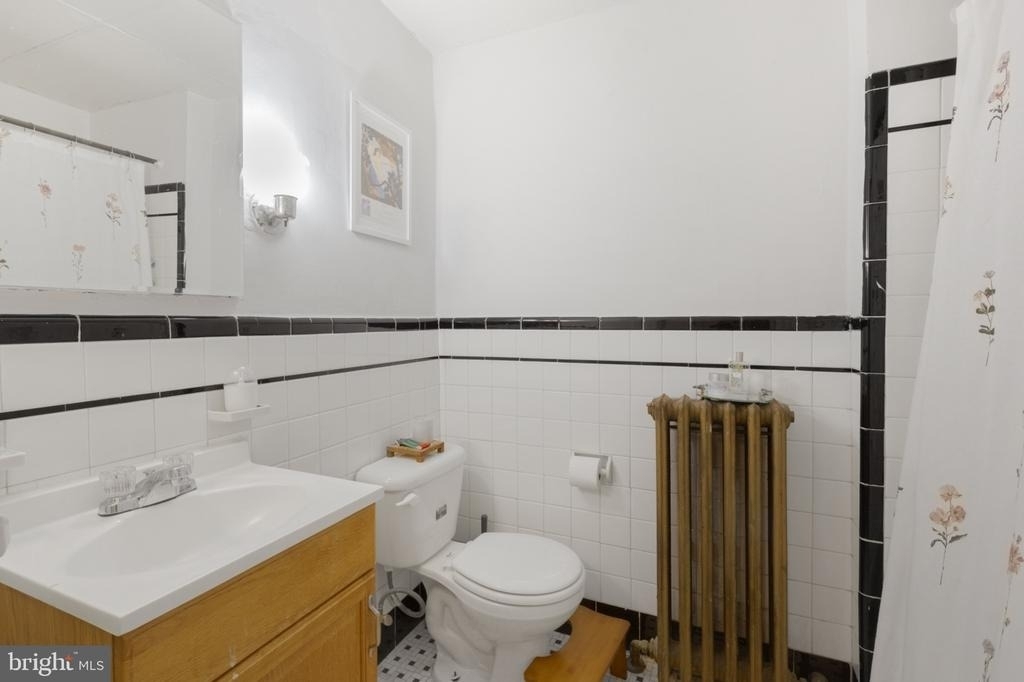 239 E Girard Avenue - Photo 10