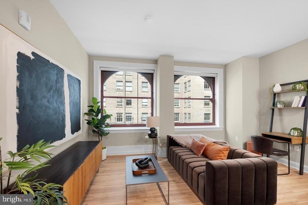 1420 Chestnut Street - Photo 4