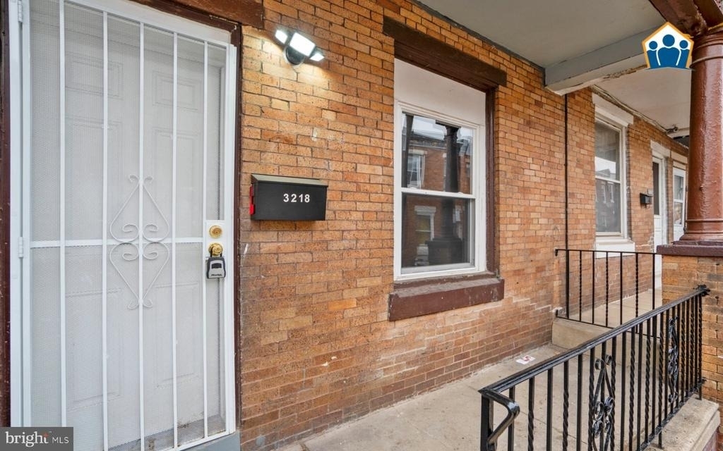 3218 N Hope Street - Photo 1