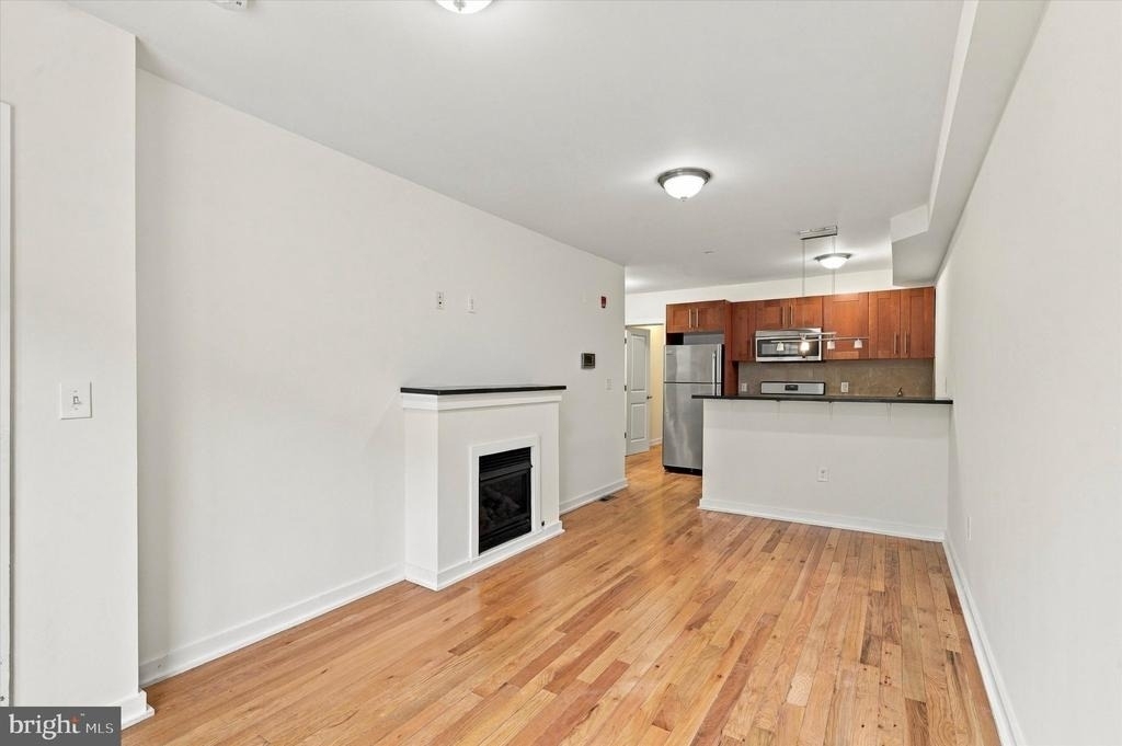 3002 W Girard Avenue - Photo 2