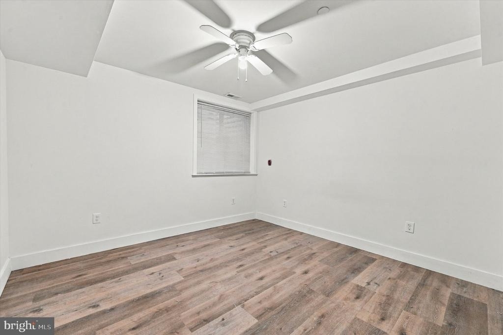3002 W Girard Avenue - Photo 11