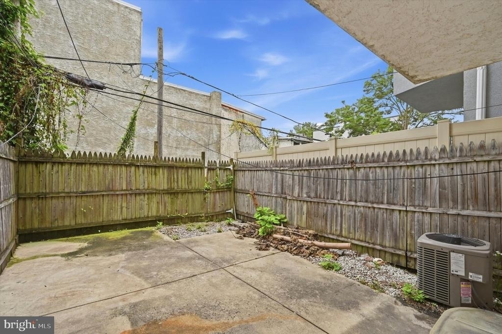3002 W Girard Avenue - Photo 12