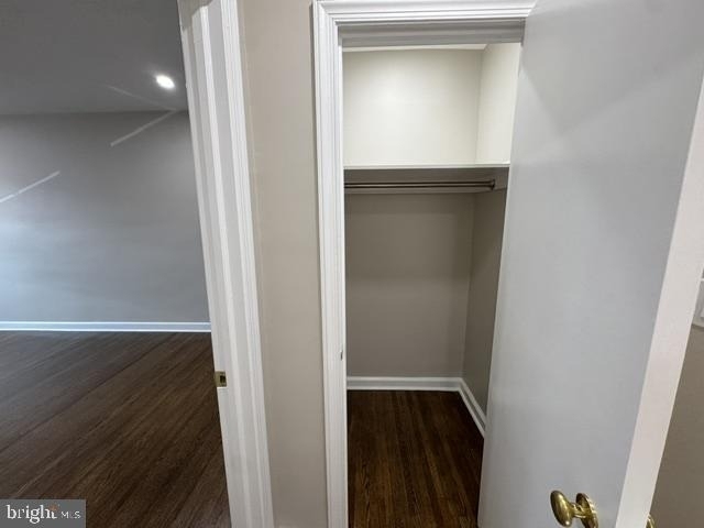 453 W Ellet Street - Photo 13