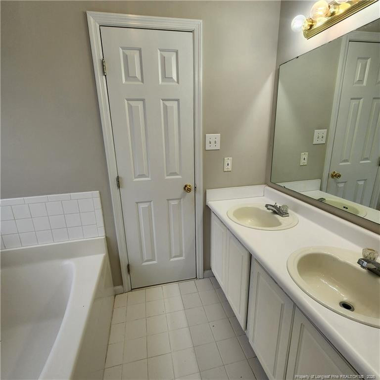1825 Swann Street - Photo 10