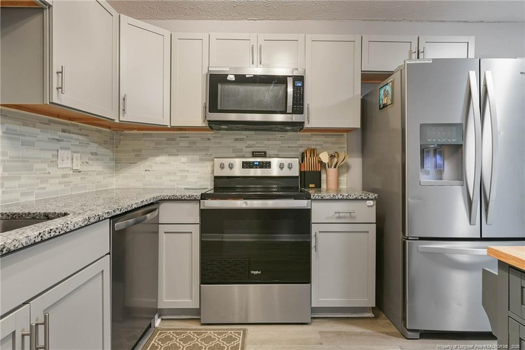 6142 Wynnwood Drive - Photo 12