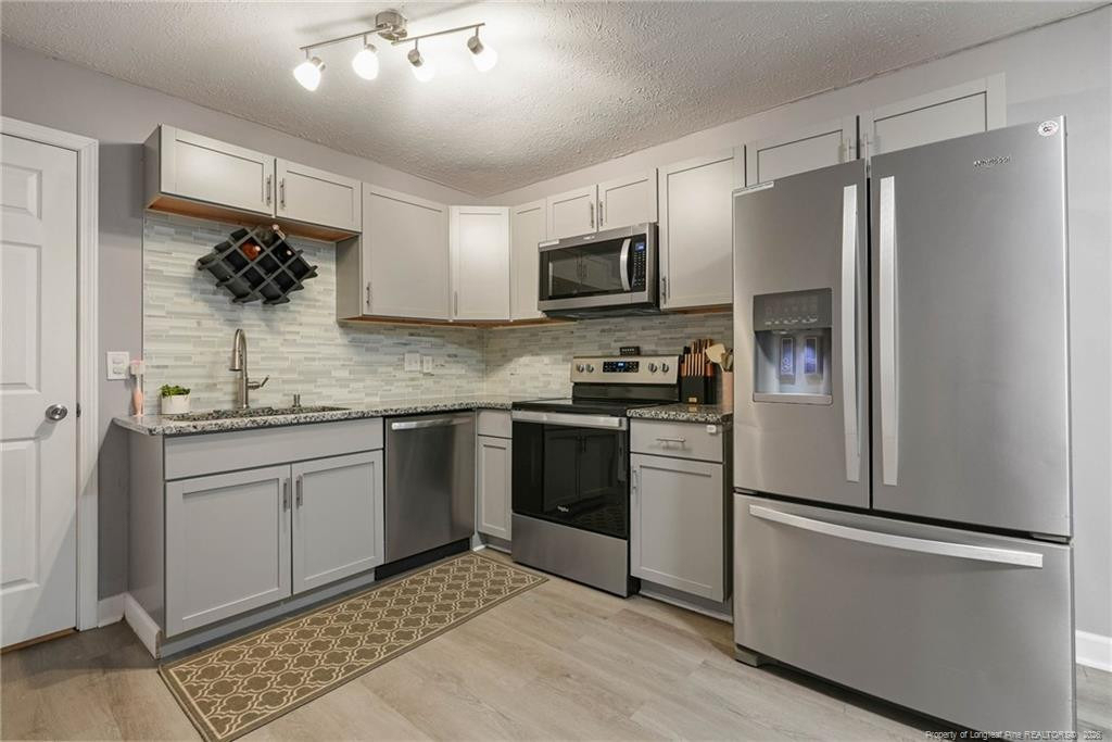 6142 Wynnwood Drive - Photo 14