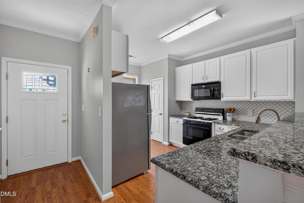 5343 Cog Hill Court - Photo 6