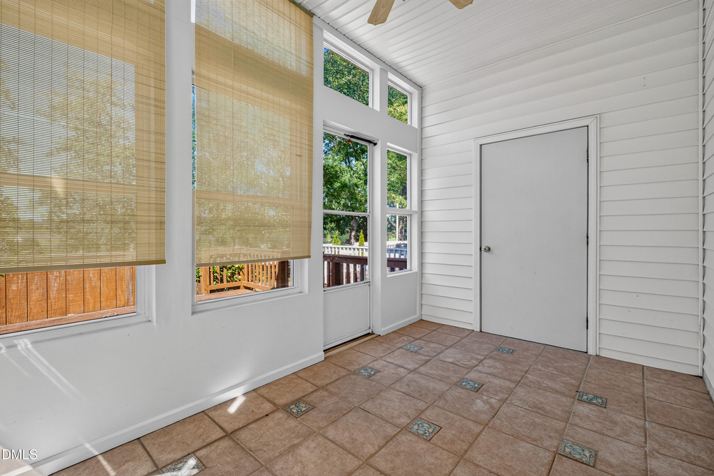 5343 Cog Hill Court - Photo 19