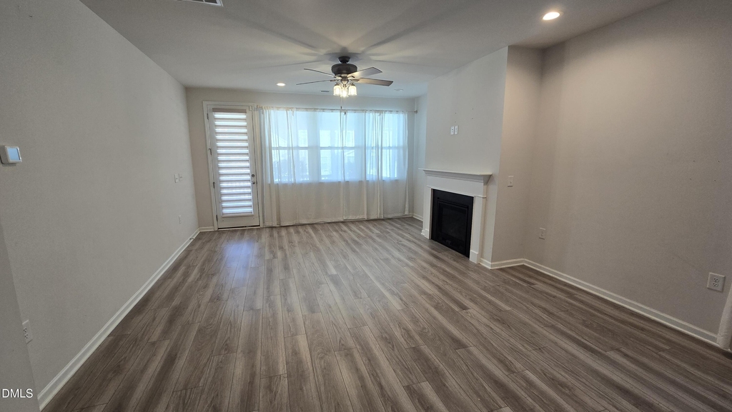 25 E Caxton Court - Photo 2