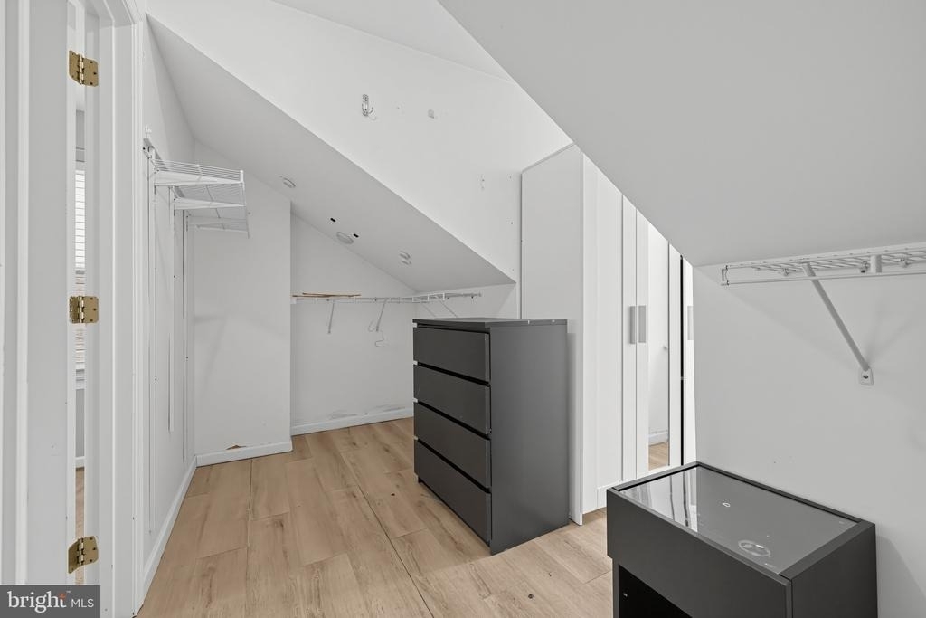 445 Spring Mill Avenue - Photo 26