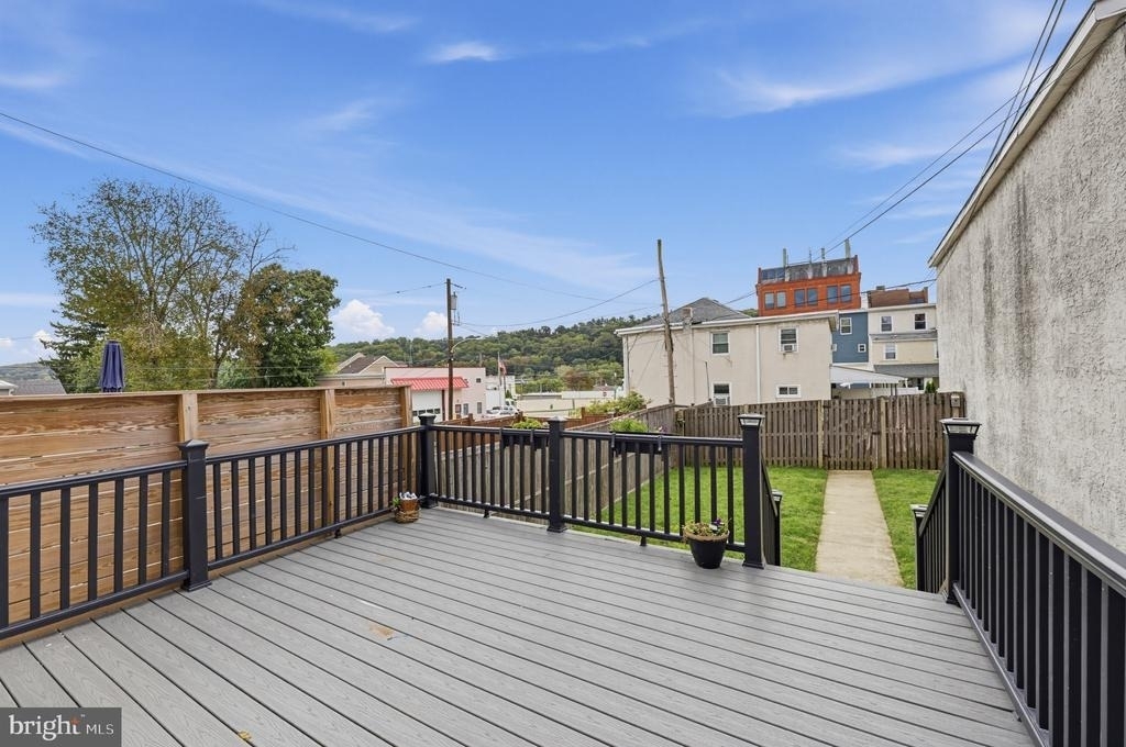 445 Spring Mill Avenue - Photo 27