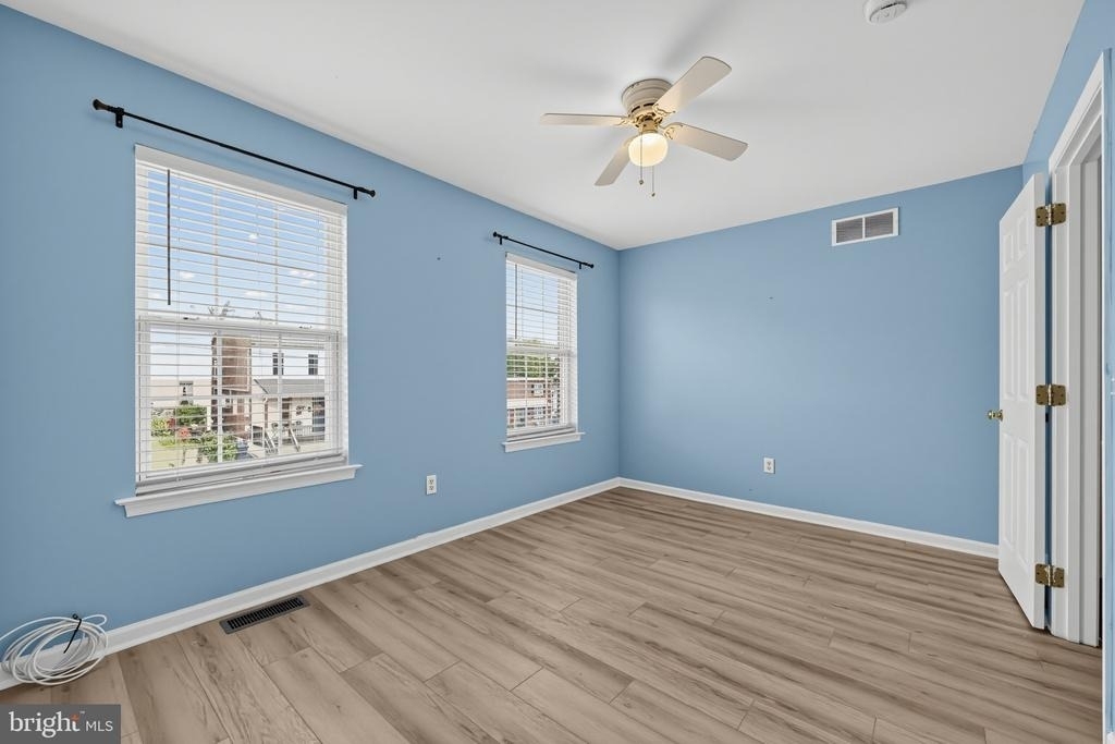445 Spring Mill Avenue - Photo 14