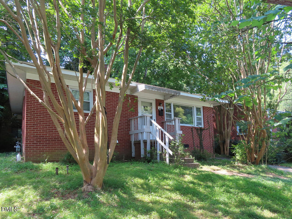 108 Isley Street - Photo 12