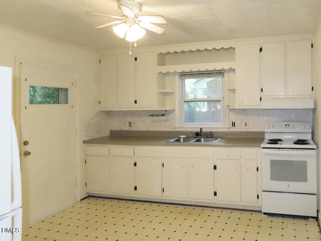108 Isley Street - Photo 5