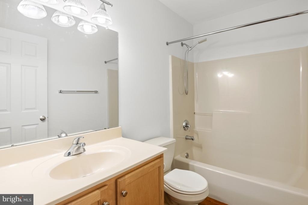 171 Vernon Court - Photo 19