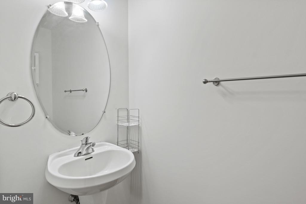171 Vernon Court - Photo 9
