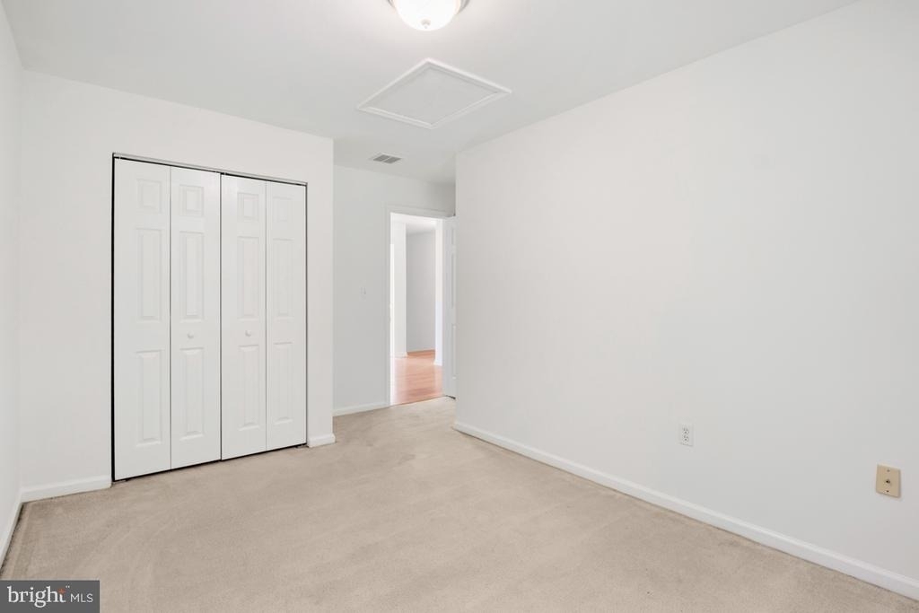 171 Vernon Court - Photo 18