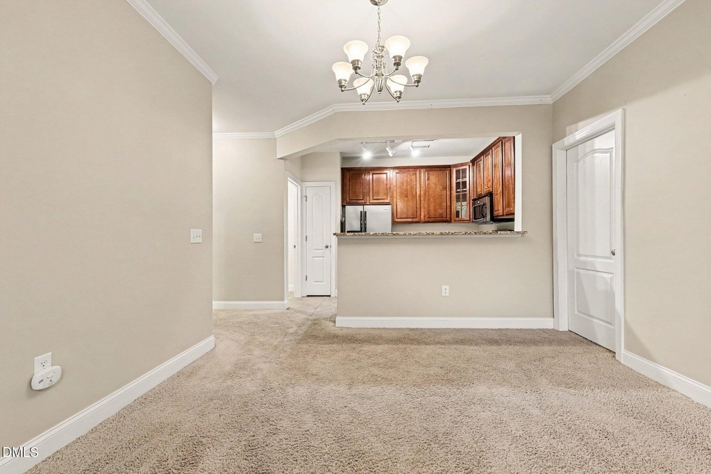 2810 Bedford Green Drive - Photo 6