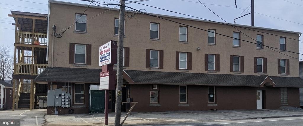 3572 Lincoln Highway E - Photo 0