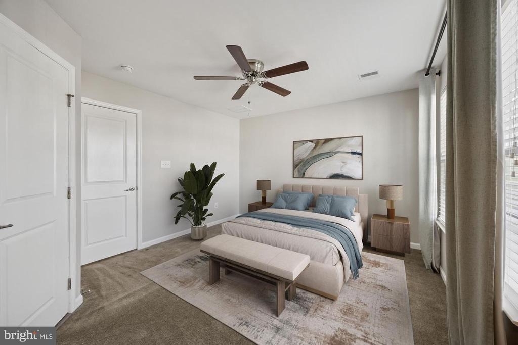 641 Washington Square - Photo 11