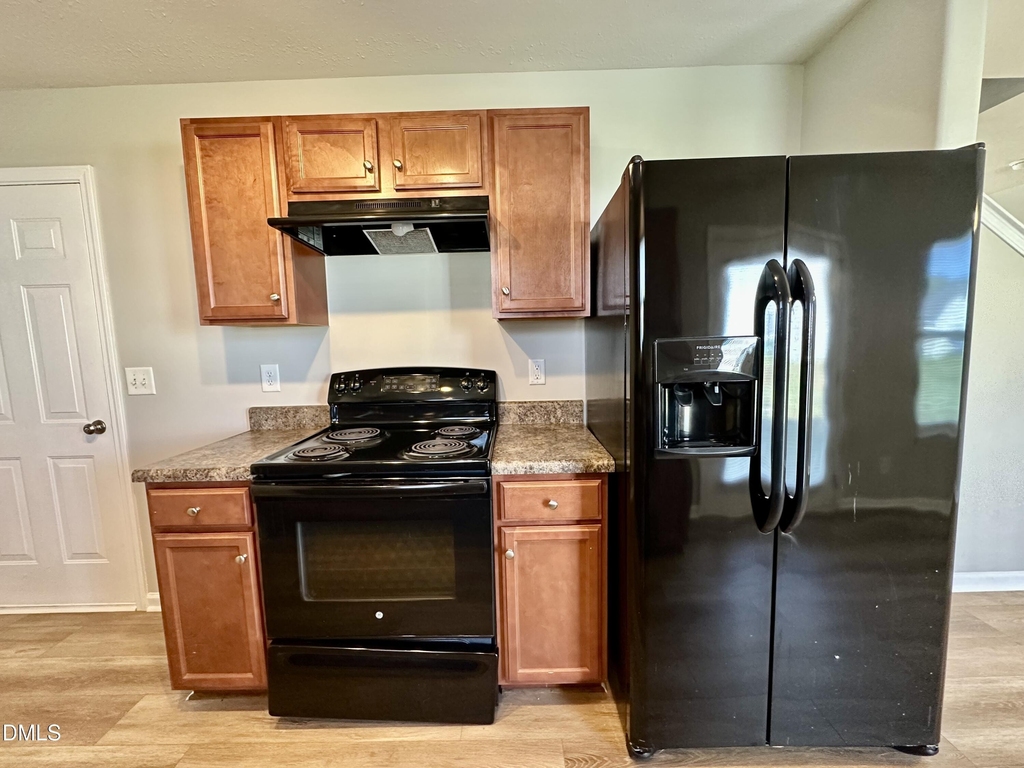 4773 Queen Pierrette Street - Photo 9