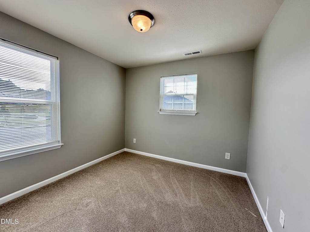 4773 Queen Pierrette Street - Photo 14