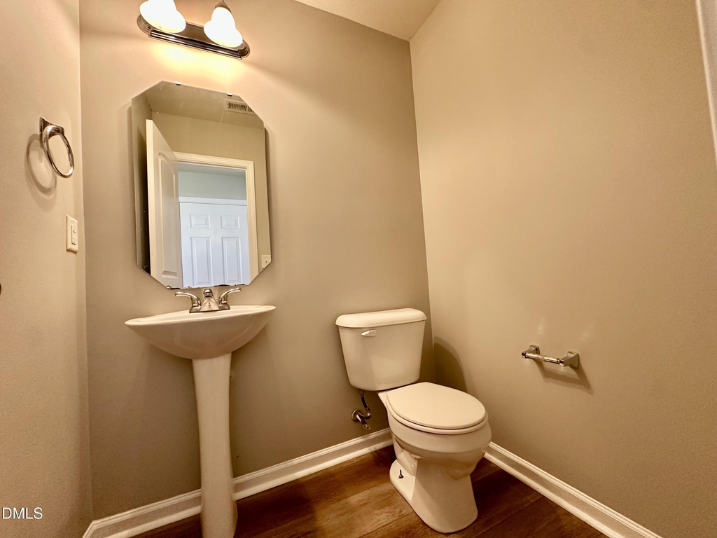 4773 Queen Pierrette Street - Photo 10