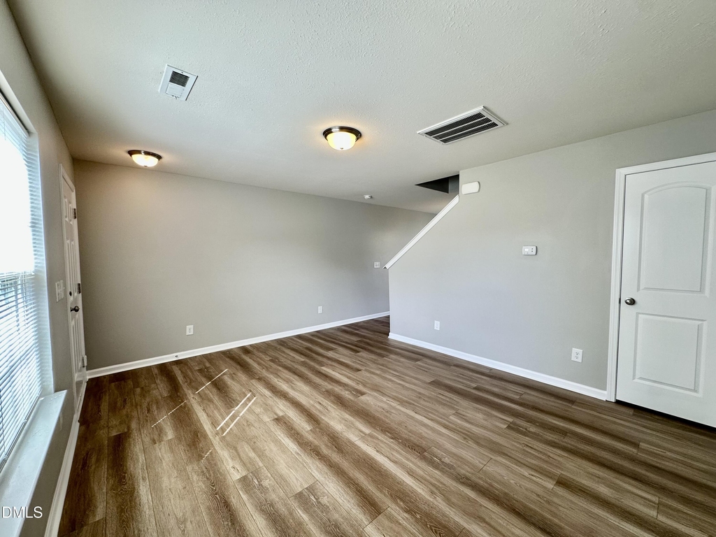 4773 Queen Pierrette Street - Photo 4