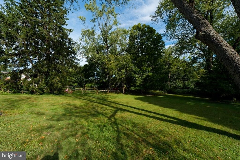 7 Doe Lane - Photo 6