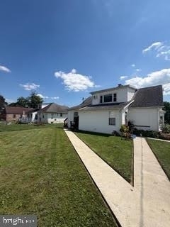 1910 Valley Road - Photo 1