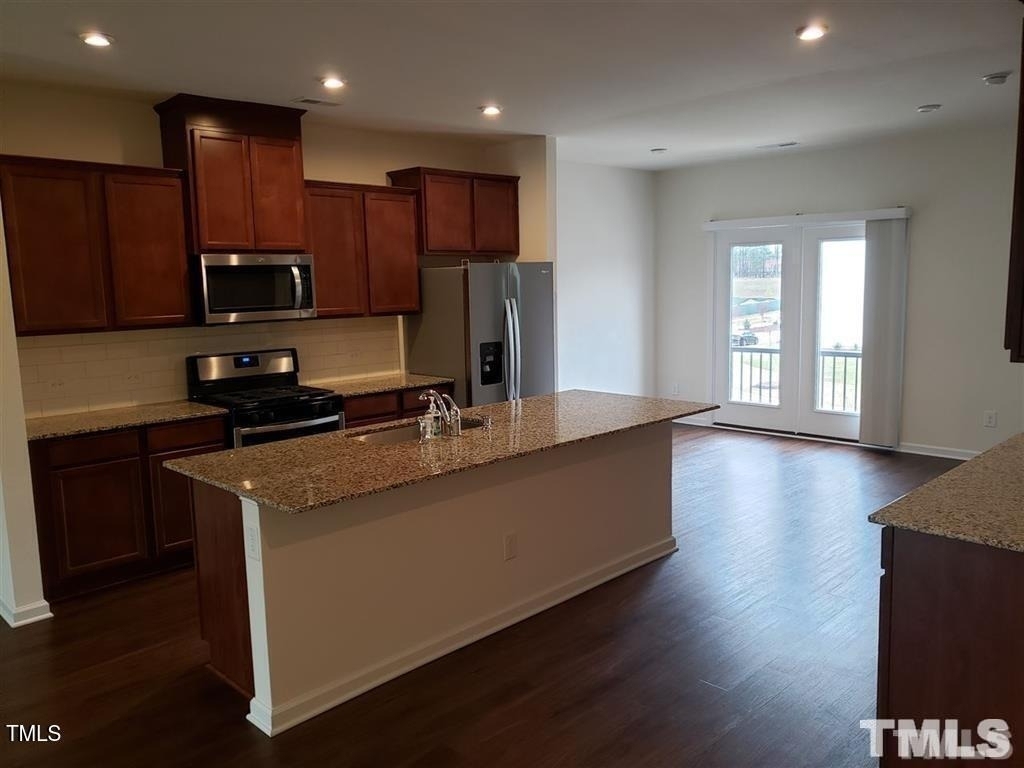 319 King Closer Drive - Photo 1