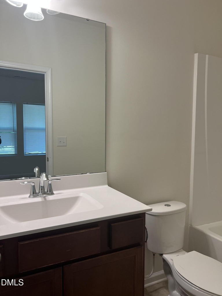 319 King Closer Drive - Photo 8