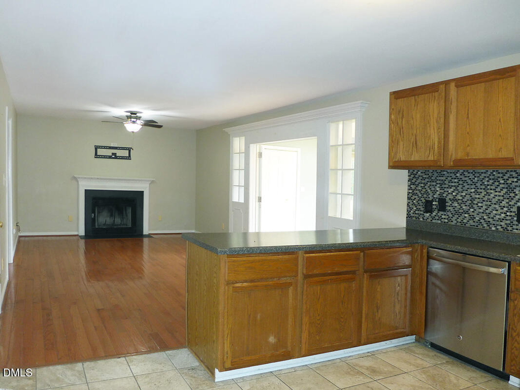 117 Charlesberry Lane - Photo 10