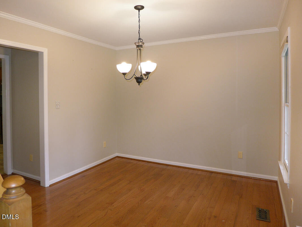 117 Charlesberry Lane - Photo 6