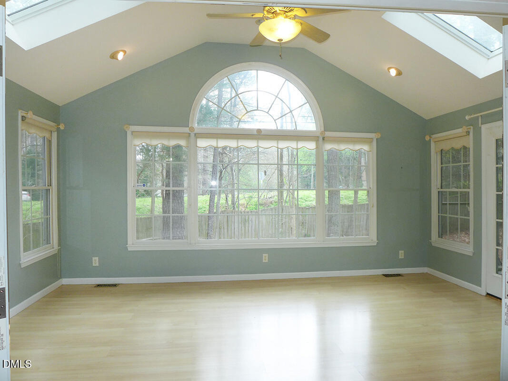 117 Charlesberry Lane - Photo 14