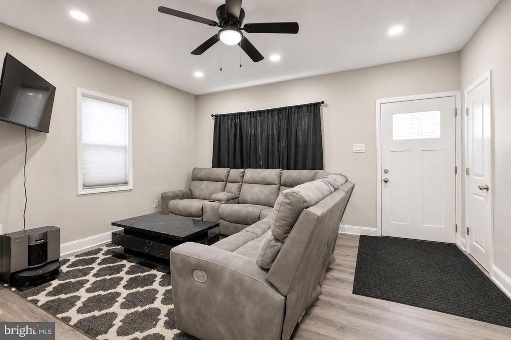 1315 Main Avenue - Photo 14