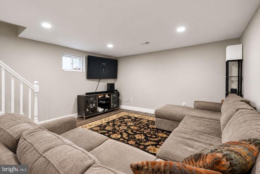 1315 Main Avenue - Photo 25