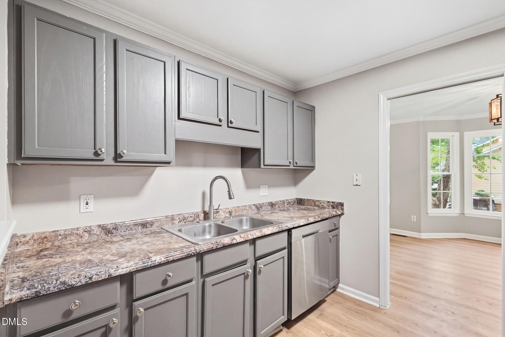 3815 Axle Lane - Photo 7